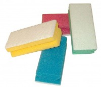 Shaped sponge with no scratch fibre